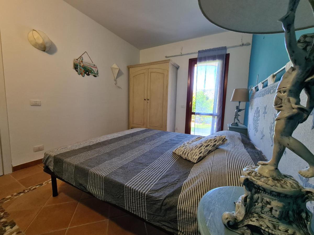 Villa Paola San Teodoro Con Piscina Privata Lu Lioni Exterior foto